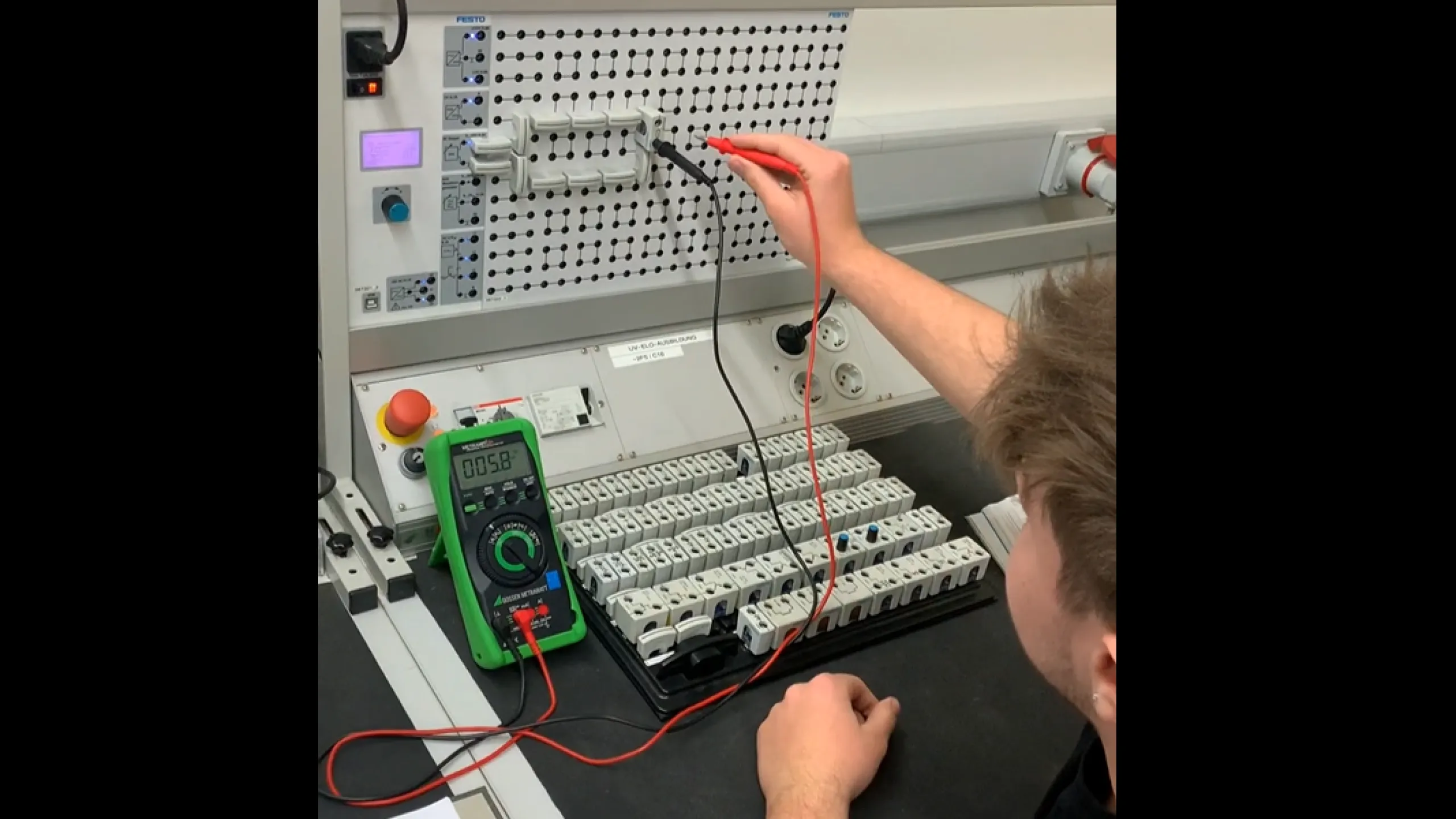 Vorstellung Abteilung LWS Teil 1 (Elektronik)